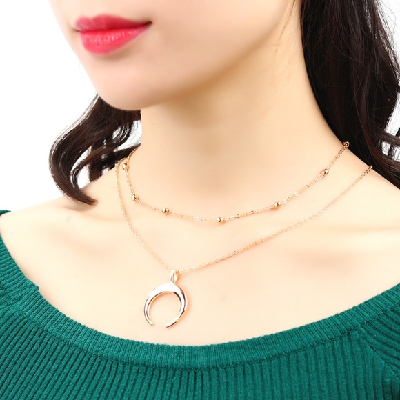 Triangle Circle Geometric Pendant Necklace - Picture 4 of 5